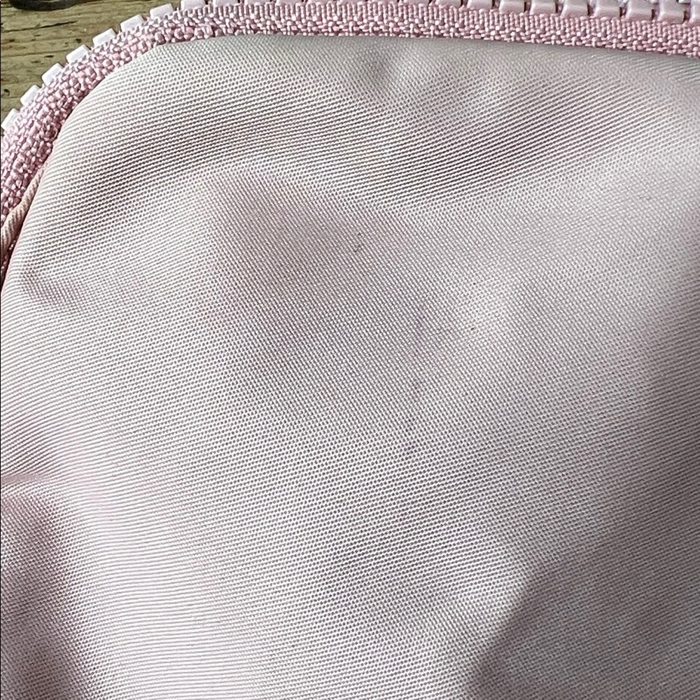 Lululemon Everywhere Belt Bag in Pink Haze - Picture 9 of 10